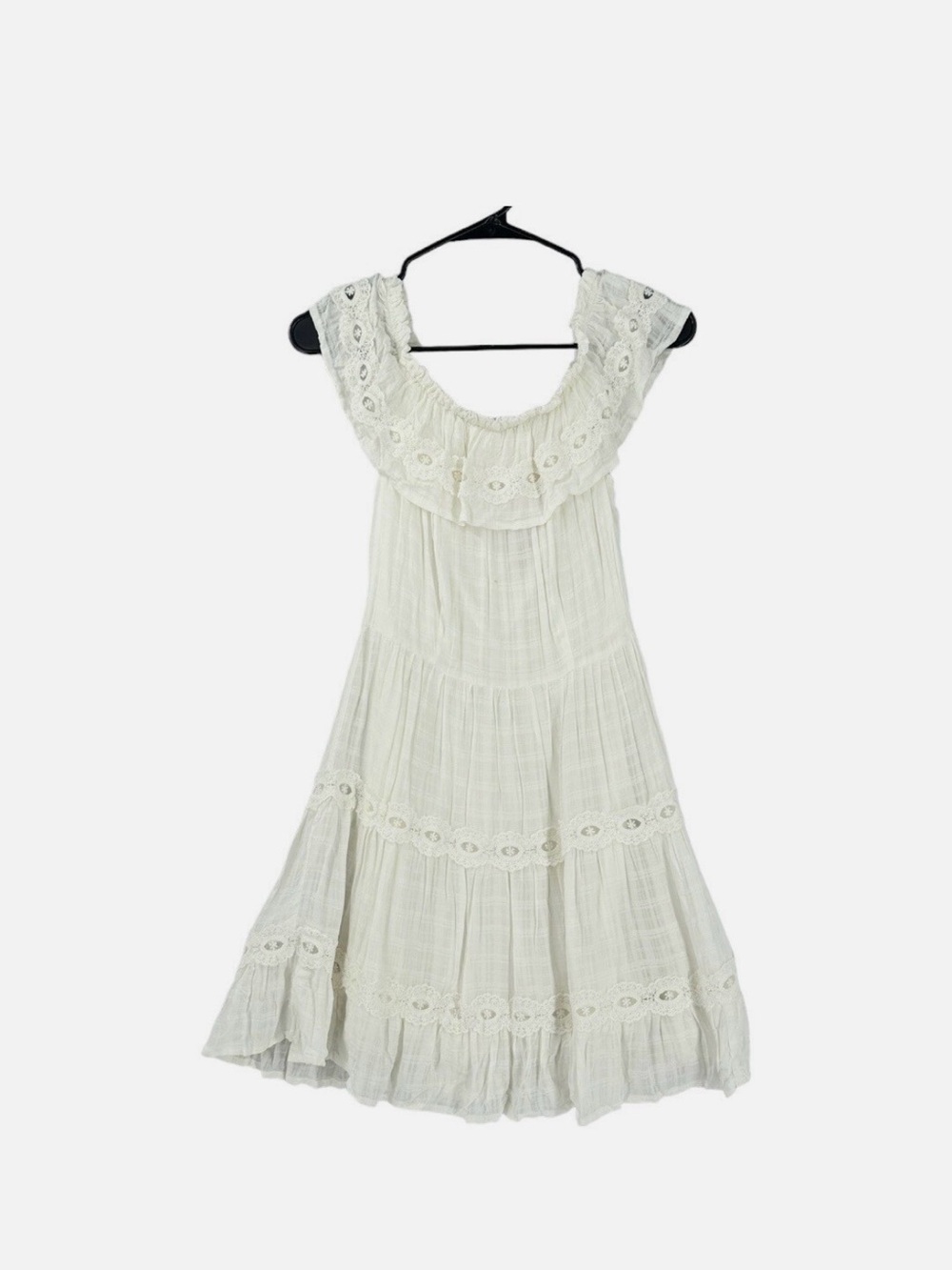 Xhilaration Cream Tiered Maxi Dress with Lace Yoke